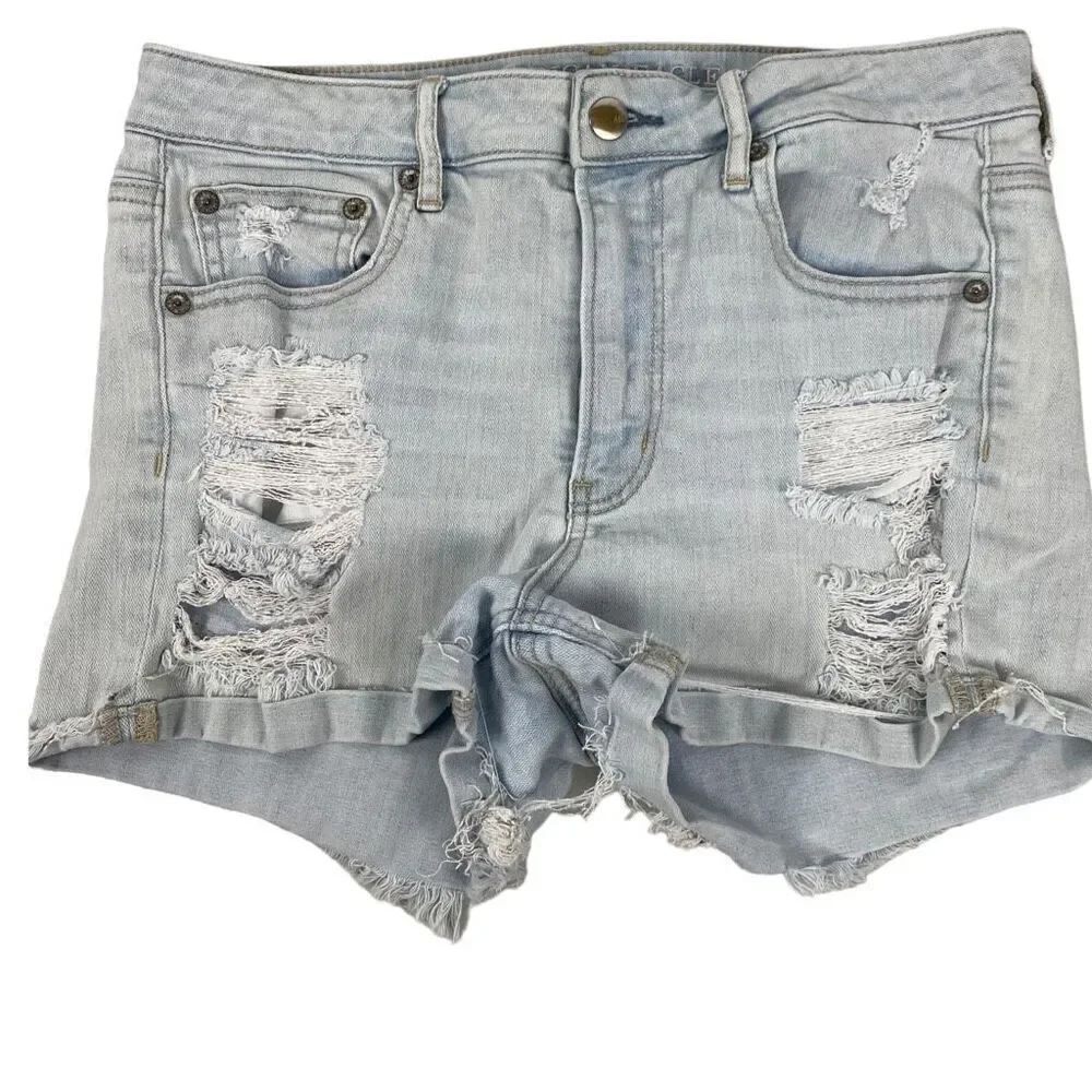 American Eagle Light Wash Distressed Super High Rise Shortie size 8
